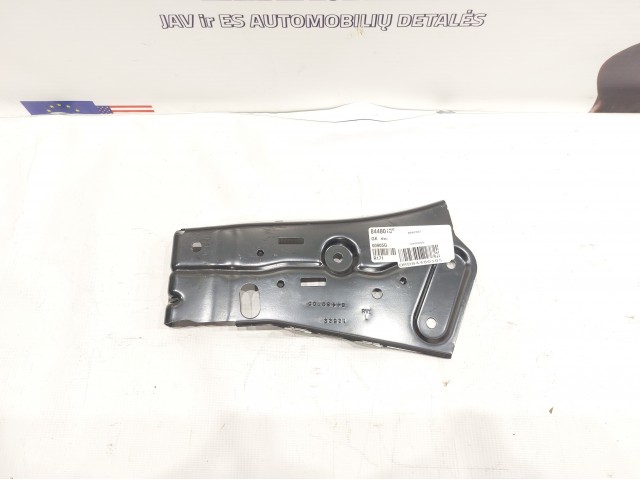 Wheelhouse Panel Bracket, LH